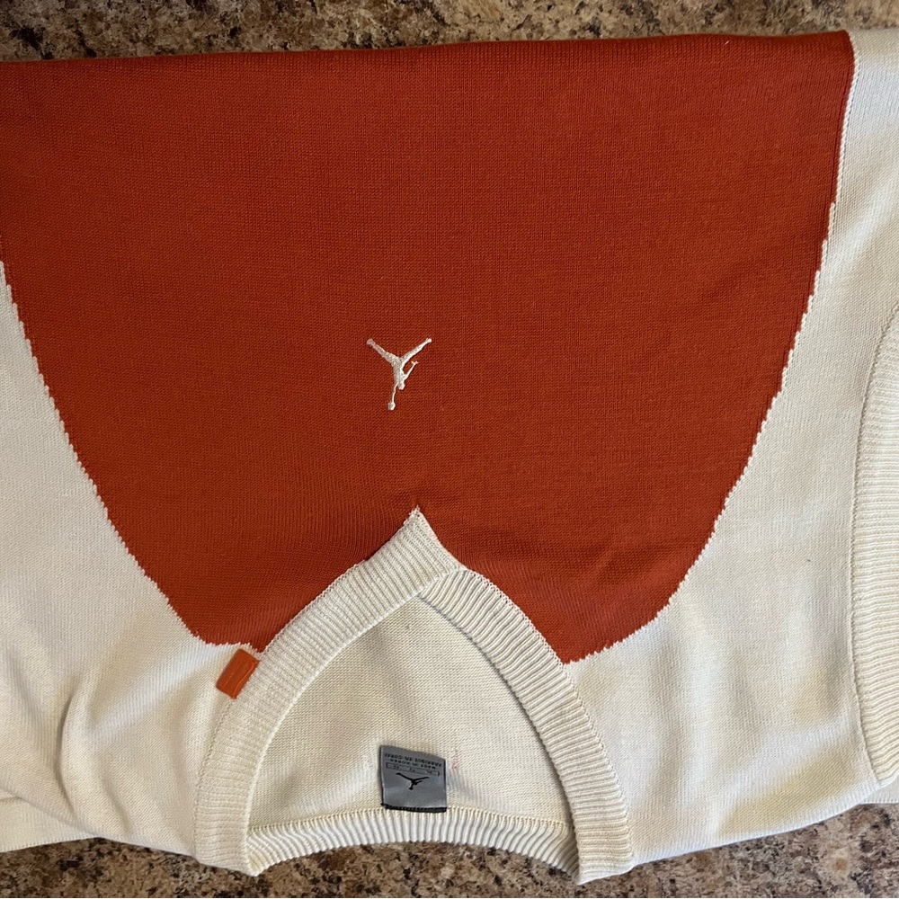 2 Jordan V-Neck Sweaters in Cream and Orange and Blue and navy